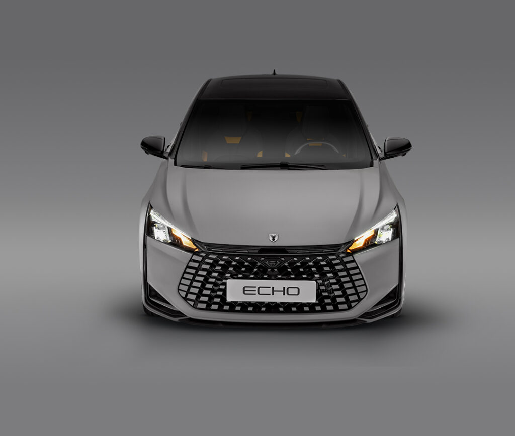 2-Automobile-LAMARI-ECHO-light-on