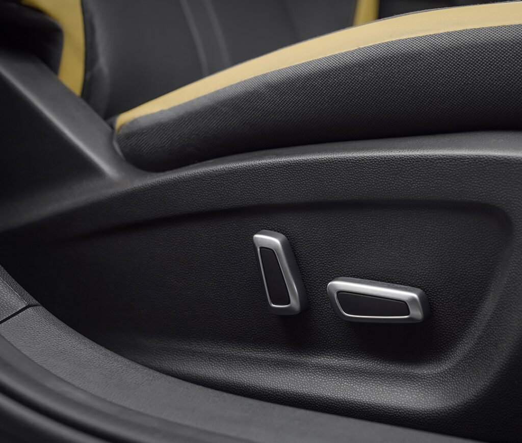 28-Automobile-LAMARI-ECHO-power-seat-adjust